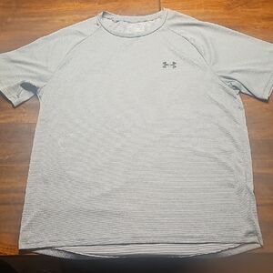 Under Armour Men's Light Gray Short Sleeve Shirt